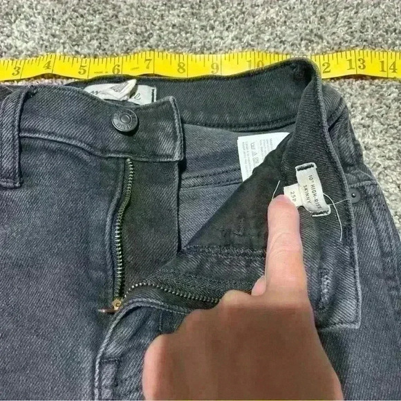 Madewell Petite 10" High-Rise Skinny Jeans in Black Women's Size 25p - Picture 6 of 10